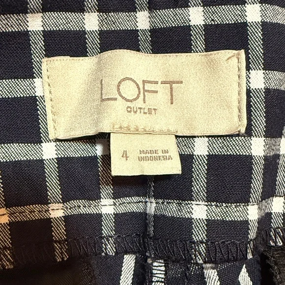 Loft Modern Skinny Ankle Pant Size 4 Navy and White Plaid Office Teacher Work - Picture 7 of 13